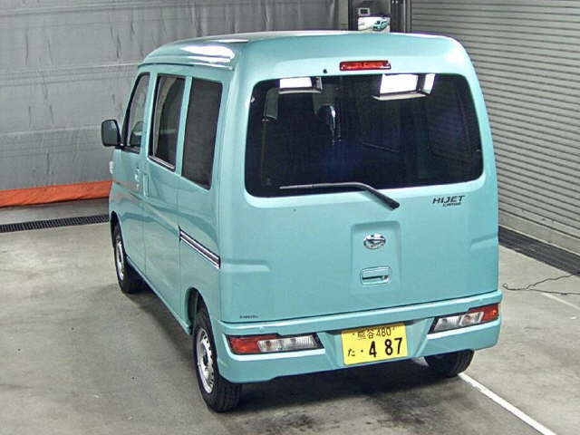 Import and buy DAIHATSU HIJET VAN 2017 from Japan to Nairobi, Kenya