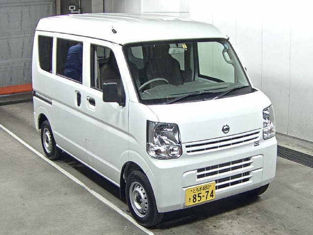 Import and buy NISSAN CLIPPER VAN 2018 from Japan to Nairobi, Kenya