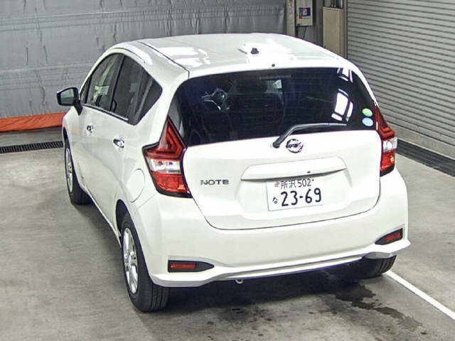 Import and buy NISSAN NOTE 2018 from Japan to Nairobi, Kenya