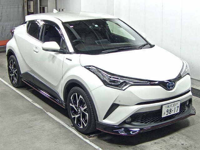 Import and buy TOYOTA C-HR 2017 from Japan to Nairobi, Kenya