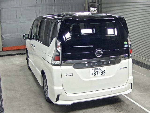 Import and buy NISSAN SERENA 2018 from Japan to Nairobi, Kenya