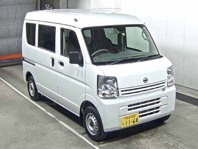 Import and buy NISSAN CLIPPER VAN 2018 from Japan to Nairobi, Kenya