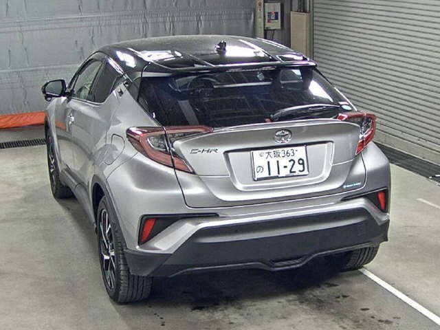 Import and buy TOYOTA C-HR 2018 from Japan to Nairobi, Kenya