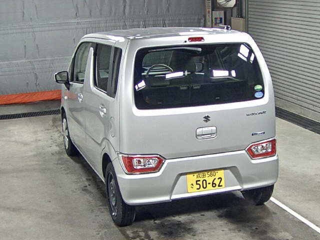 Import and buy SUZUKI WAGON R 2018 from Japan to Nairobi, Kenya