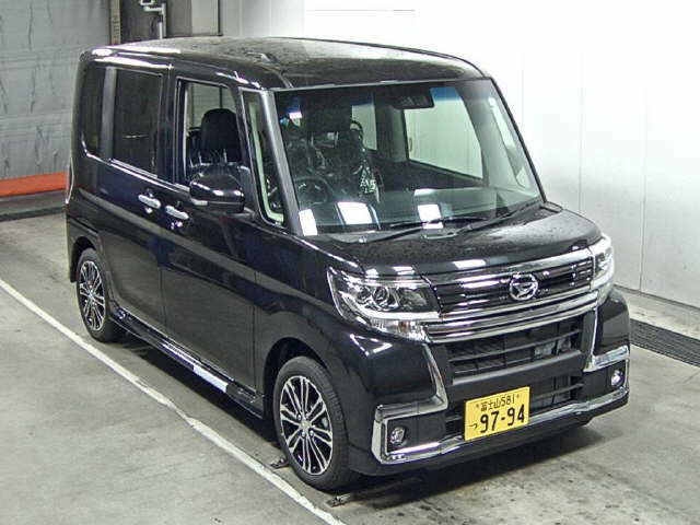 Import and buy DAIHATSU TANTO 2018 from Japan to Nairobi, Kenya