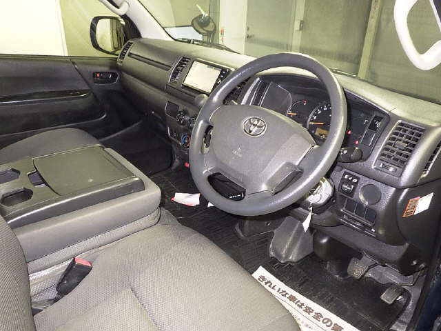 Import and buy TOYOTA HIACE VAN 2017 from Japan to Nairobi, Kenya