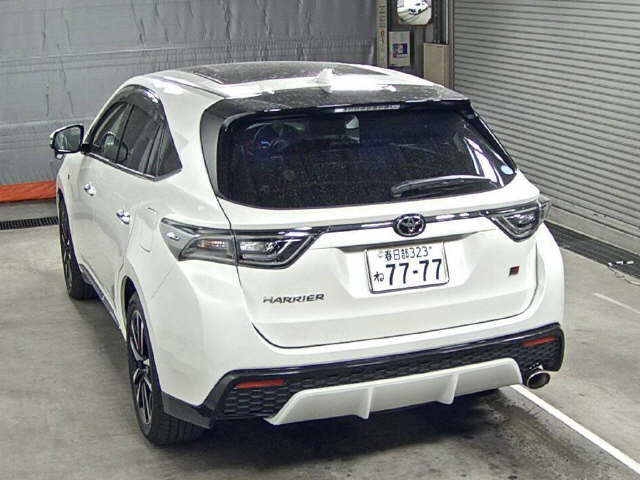 Import and buy TOYOTA HARRIER 2018 from Japan to Nairobi, Kenya