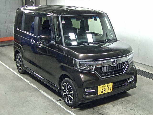 Import and buy HONDA N BOX 2018 from Japan to Nairobi, Kenya