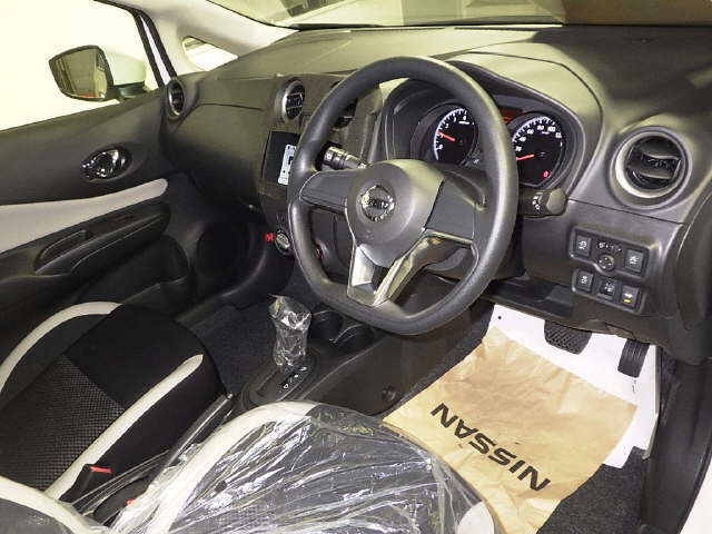 Import and buy NISSAN NOTE 2018 from Japan to Nairobi, Kenya