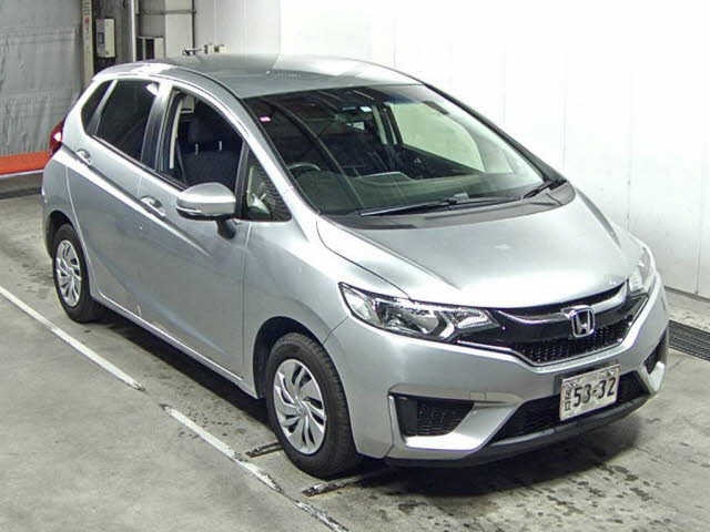 Import and buy HONDA FIT 2017 from Japan to Nairobi, Kenya