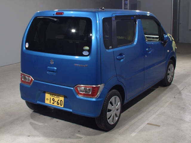 Import and buy SUZUKI WAGON R 2017 from Japan to Nairobi, Kenya