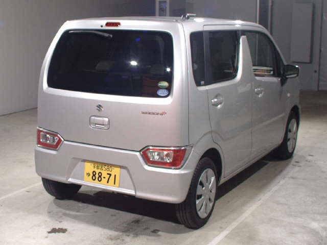 Import and buy SUZUKI WAGON R 2017 from Japan to Nairobi, Kenya