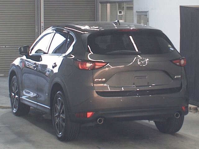 Import and buy MAZDA CX-5 2017 from Japan to Nairobi, Kenya