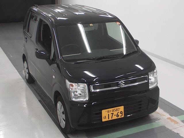 Import and buy SUZUKI WAGON R 2017 from Japan to Nairobi, Kenya