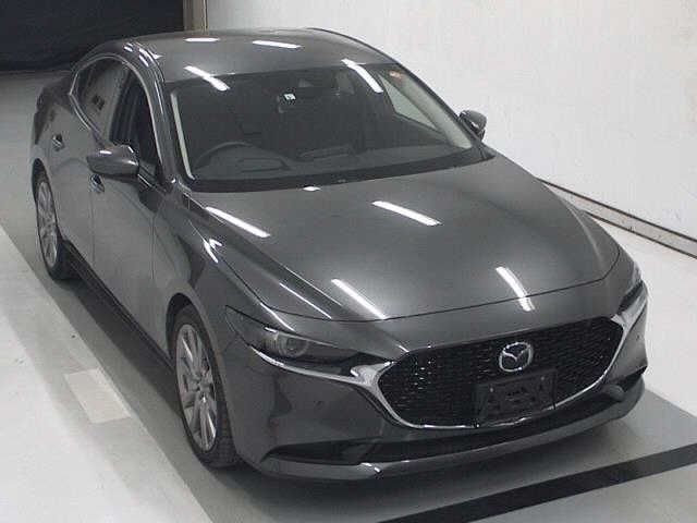 Import and buy MAZDA MAZDA3 2019 from Japan to Nairobi, Kenya