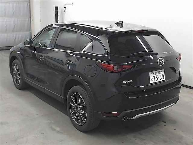 Import and buy MAZDA CX-5 2018 from Japan to Nairobi, Kenya