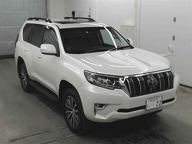 Import and buy TOYOTA LAND CRUISER PRADO 2019 from Japan to Nairobi, Kenya