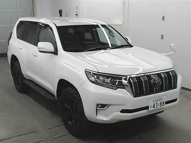 Import and buy TOYOTA LAND CRUISER PRADO 2019 from Japan to Nairobi, Kenya