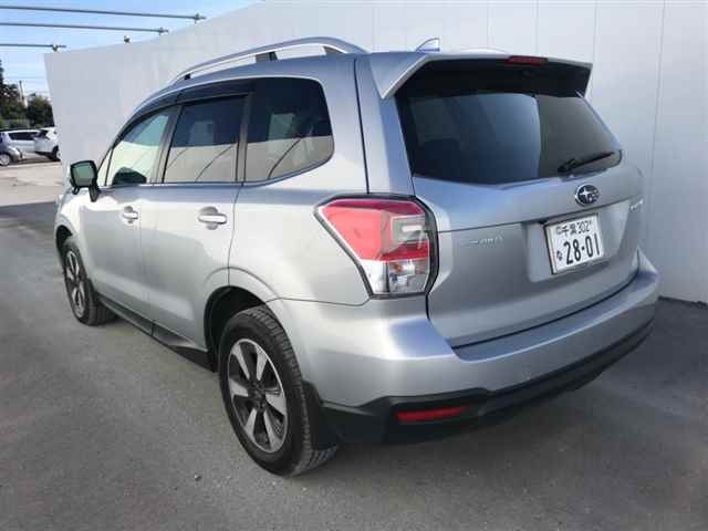 Import and buy SUBARU FORESTER 2018 from Japan to Nairobi, Kenya