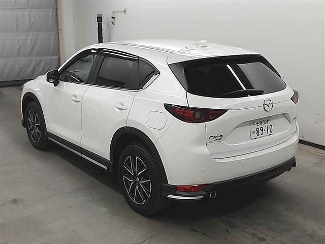 Import and buy MAZDA CX-5 2018 from Japan to Nairobi, Kenya