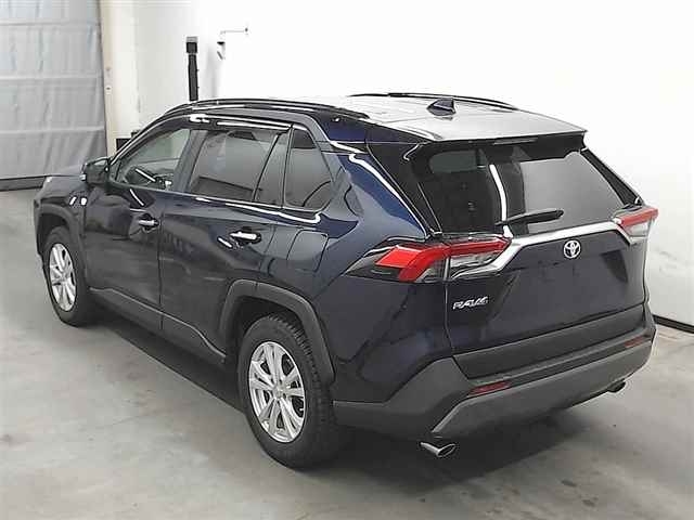 Import and buy TOYOTA RAV4 2020 from Japan to Nairobi, Kenya