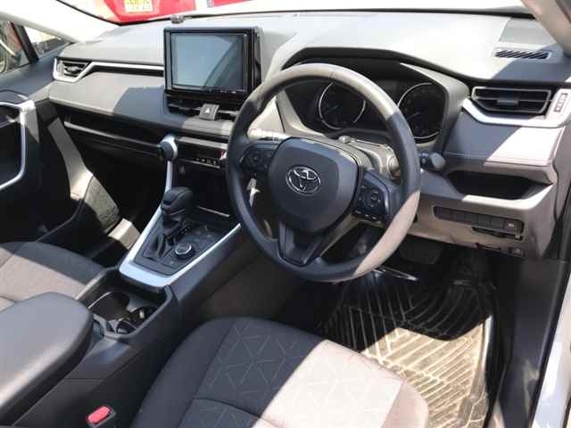 Import and buy TOYOTA RAV4 2019 from Japan to Nairobi, Kenya