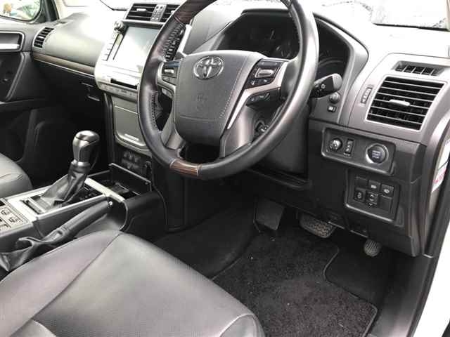 Import and buy TOYOTA LAND CRUISER PRADO 2018 from Japan to Nairobi, Kenya