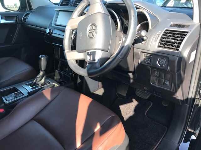 Import and buy TOYOTA LAND CRUISER PRADO 2017 from Japan to Nairobi, Kenya