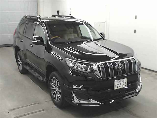 Import and buy TOYOTA LAND CRUISER PRADO 2017 from Japan to Nairobi, Kenya