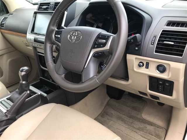 Import and buy TOYOTA LAND CRUISER PRADO 2017 from Japan to Nairobi, Kenya