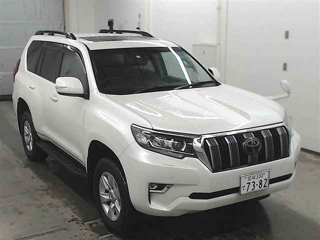 Import and buy TOYOTA LAND CRUISER PRADO 2018 from Japan to Nairobi, Kenya