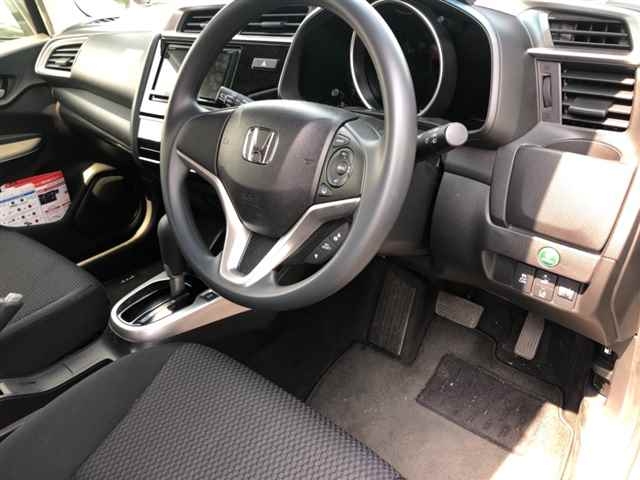 Import and buy HONDA FIT 2018 from Japan to Nairobi, Kenya