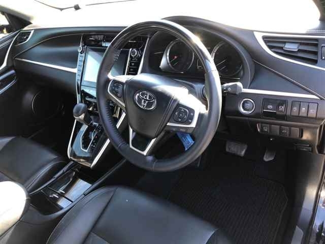 Import and buy TOYOTA HARRIER 2017 from Japan to Nairobi, Kenya