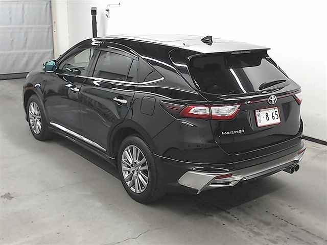 Import and buy TOYOTA HARRIER 2017 from Japan to Nairobi, Kenya