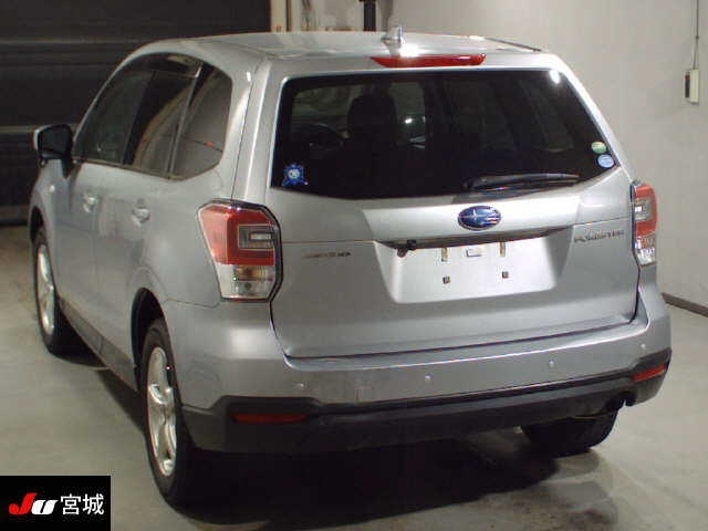 Import and buy SUBARU FORESTER 2018 from Japan to Nairobi, Kenya