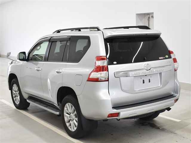 Import and buy TOYOTA LAND CRUISER PRADO 2017 from Japan to Nairobi, Kenya