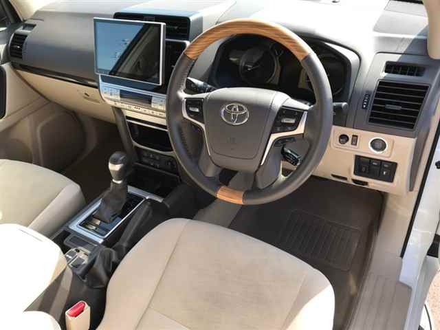 Import and buy TOYOTA LAND CRUISER PRADO 2018 from Japan to Nairobi, Kenya