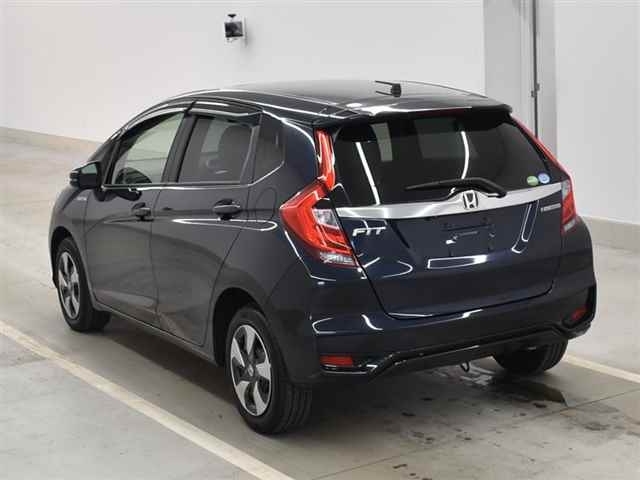 Import and buy HONDA FIT 2018 from Japan to Nairobi, Kenya