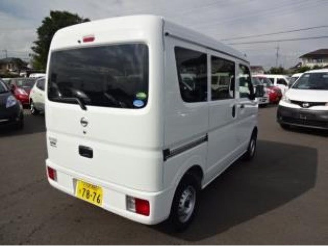 Import and buy NISSAN CLIPPER VAN 2018 from Japan to Nairobi, Kenya