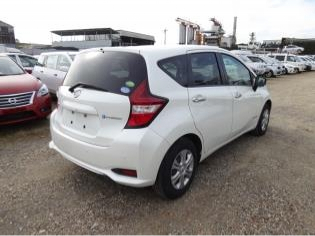 Import and buy NISSAN NOTE 2017 from Japan to Nairobi, Kenya