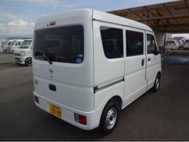 Import and buy NISSAN CLIPPER VAN 2018 from Japan to Nairobi, Kenya