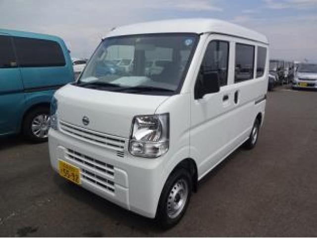 Import and buy NISSAN CLIPPER VAN 2018 from Japan to Nairobi, Kenya