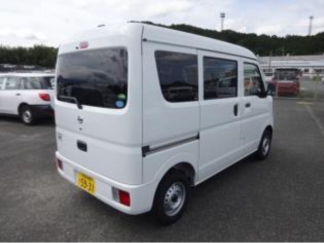 Import and buy NISSAN CLIPPER VAN 2018 from Japan to Nairobi, Kenya