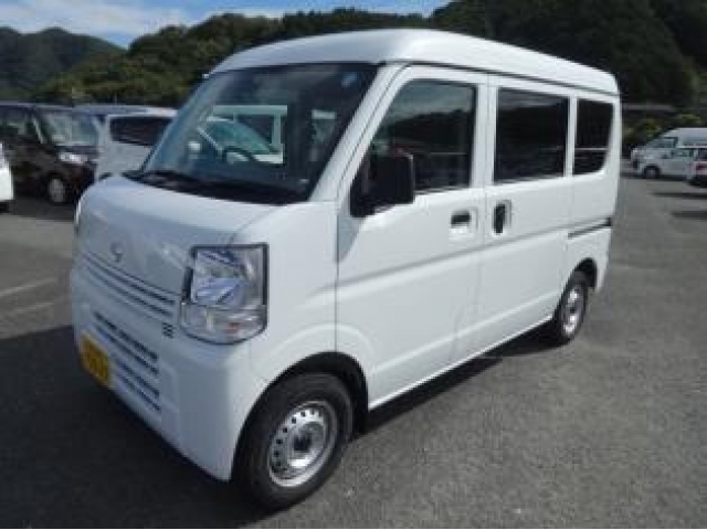 Import and buy NISSAN CLIPPER VAN 2018 from Japan to Nairobi, Kenya