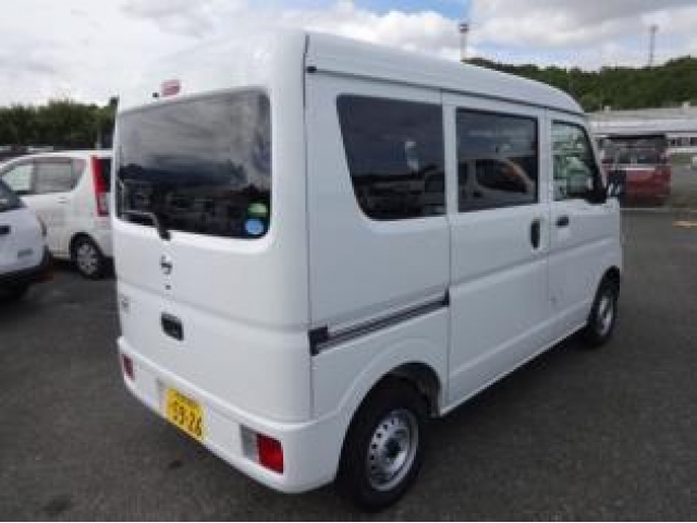 Import and buy NISSAN CLIPPER VAN 2018 from Japan to Nairobi, Kenya