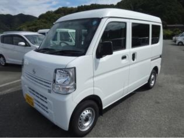 Import and buy NISSAN CLIPPER VAN 2018 from Japan to Nairobi, Kenya