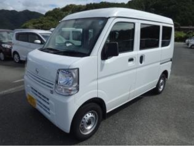 Import and buy NISSAN CLIPPER VAN 2018 from Japan to Nairobi, Kenya