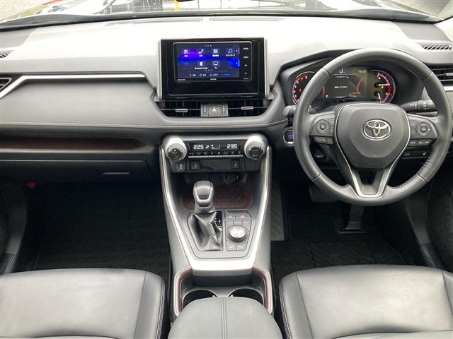 Import and buy TOYOTA RAV4 2020 from Japan to Nairobi, Kenya