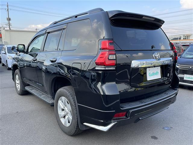 Import and buy TOYOTA LAND CRUISER PRADO 2020 from Japan to Nairobi, Kenya