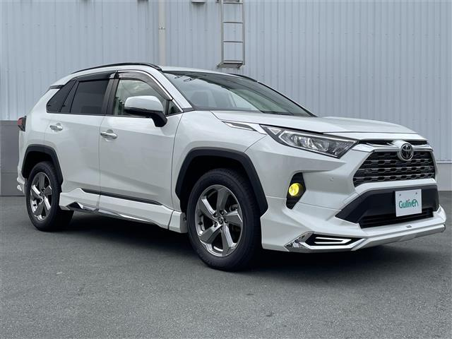 Import and buy TOYOTA RAV4 2020 from Japan to Nairobi, Kenya